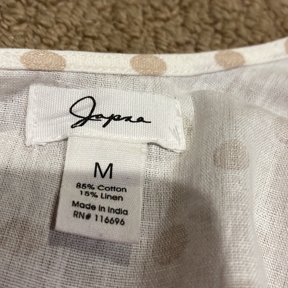 White top with tan polkadots - Picture 5 of 5